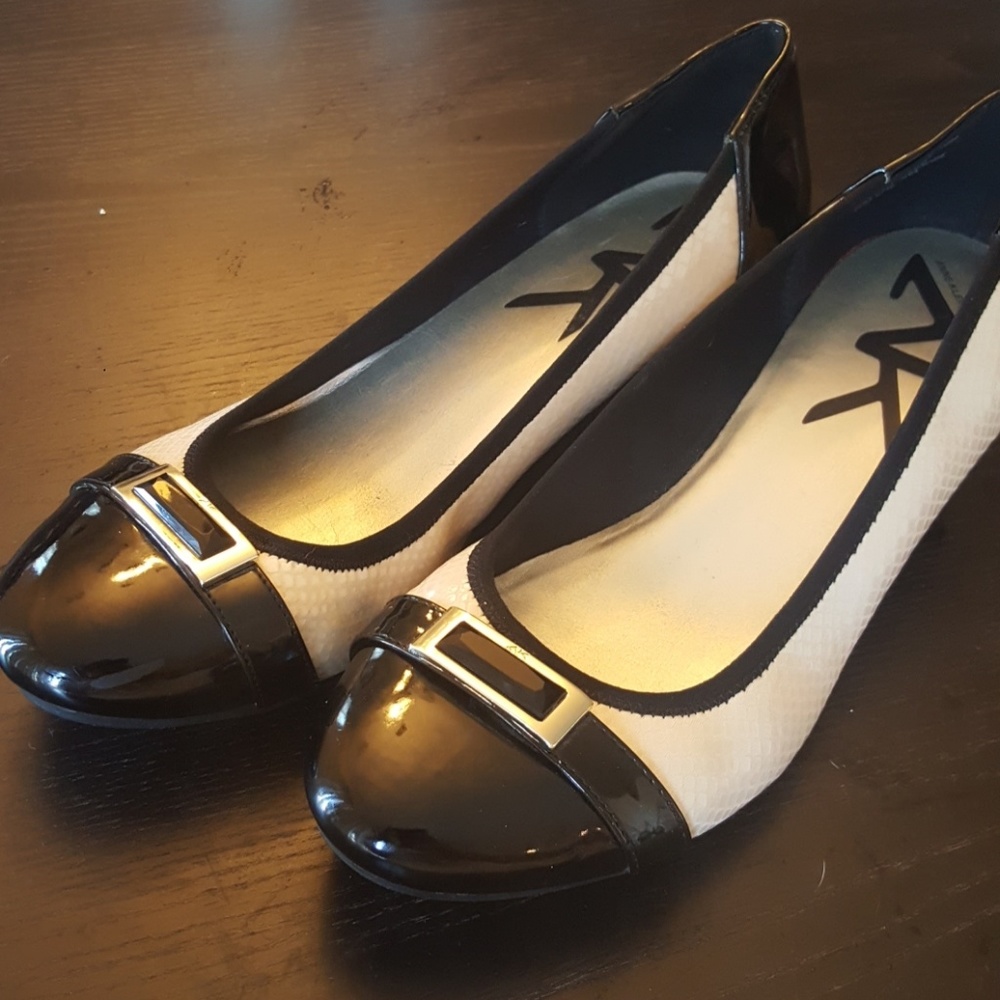 Anne Klein  Sport Wedge